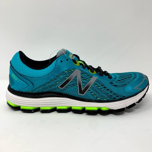 New Balance 1260v7 Women’s Fuel Cell Running Shoes - Picture 5 of 7